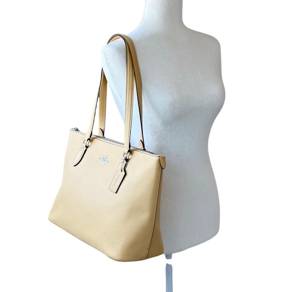 Coach Gallery Tote Butter Yellow Crossgrain Leather Shoulder Bag - Picture 13 of 14